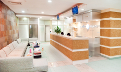 Ресепшн клиники пластической хирургии и косметологии «Doctor Plastic»