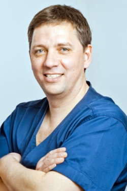 Александр Жуков