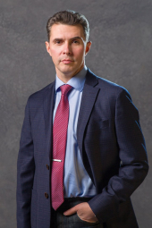 Пластический хирург Денис Агапов