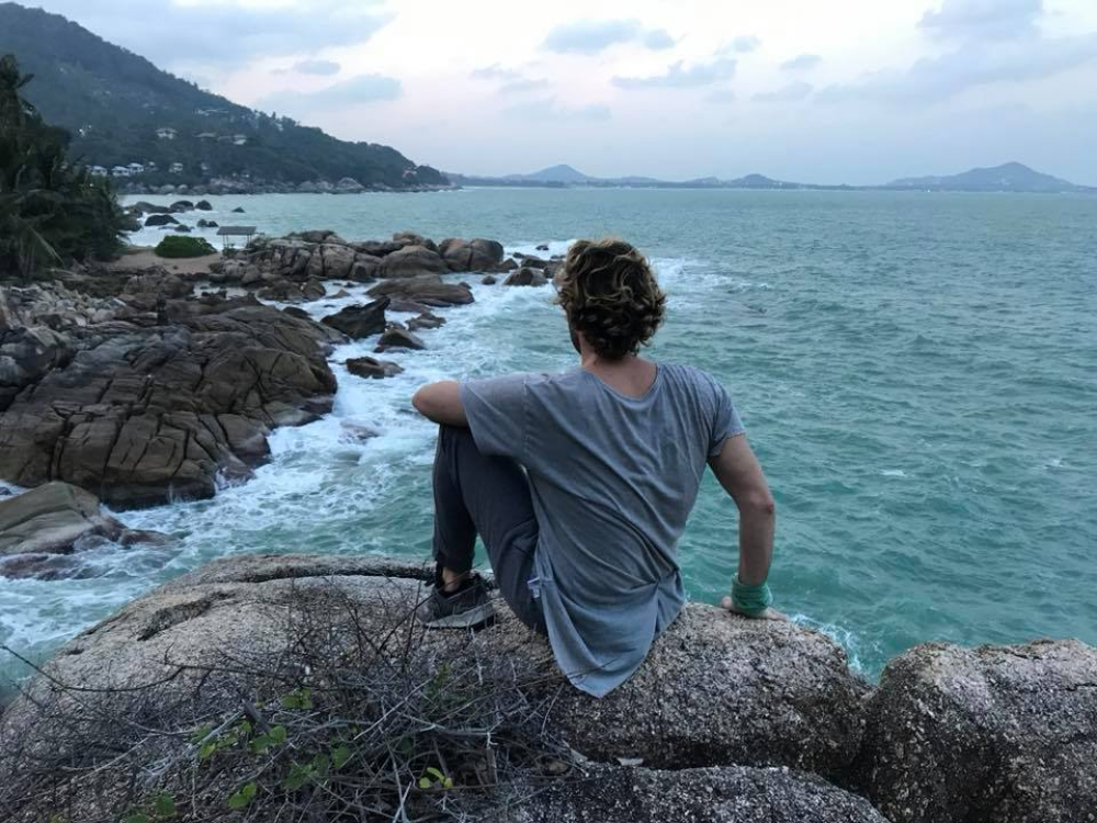 Во время своего отпуска врач старается путешествовать и бывать в разных странах. Например, в Тайланде.