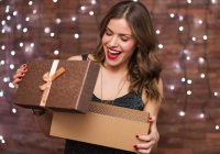 Блогеры и подарки в виде пластических операций