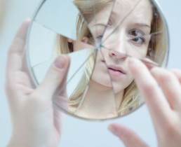 История девушки с дисморфофобией