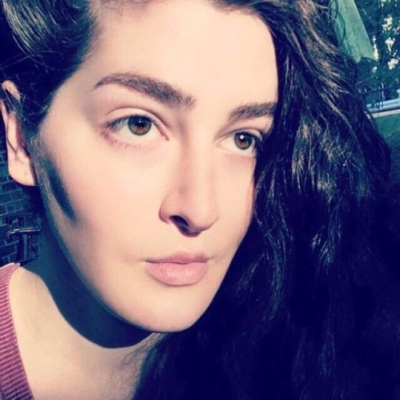 Кристен Снайдер до операций