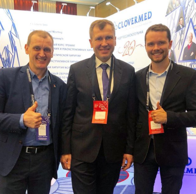 Пластический хирург Павел Куприн с коллегами