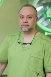 Пластический хирург Андрей Ищенко