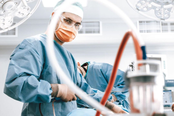 Пластический хирург Валерий Стайсупов