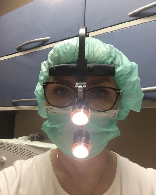 Пластический хирург Ирина Серб и селфи