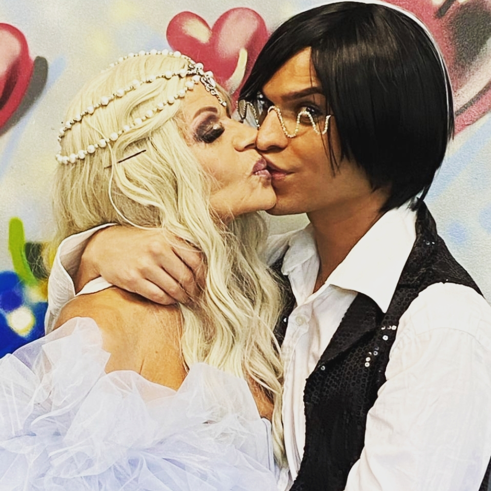 Даже пластические операции не спасли Екатерину Терешкович от развода!