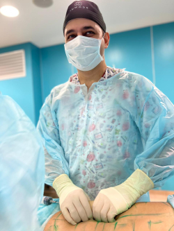 Пластический хирург Вардан Аршакян