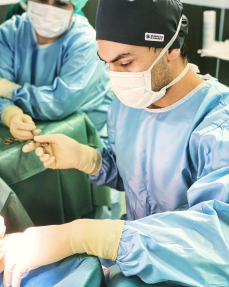 Пластический хирург Амрам Пайтян