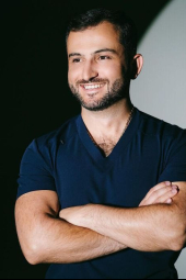 Пластический хирург Карен Пайтян