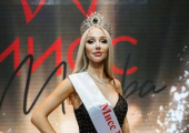 «Мисс Москва 2023» обращалась к хирургам?