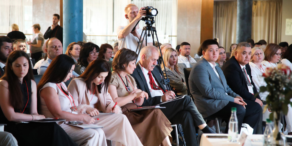 Владельцы клиник на X Юбилейной Международной конференции в Санкт-Петербурге