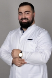 Пластический хирург Гукас Миракян