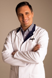 Пластический хирург Максим Нестеренко