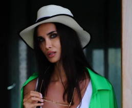 Алана Мамаева закрутила роман с пластическим хирургом